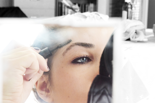 sourcil gimme brow benefit